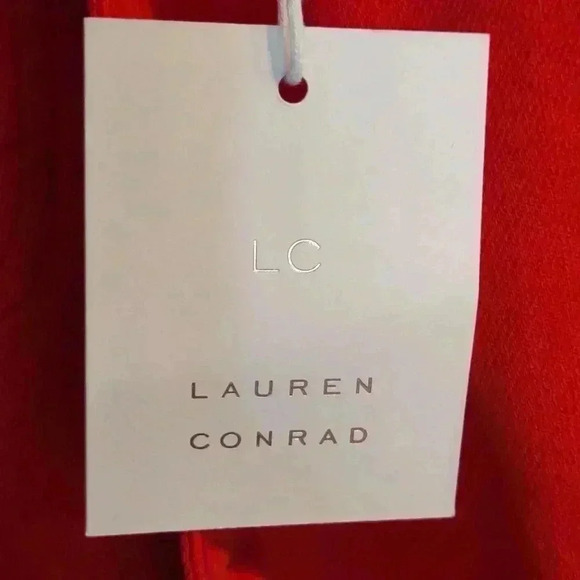 NWT Lauren Conrad shorts red‎ size 4 - Picture 3 of 5